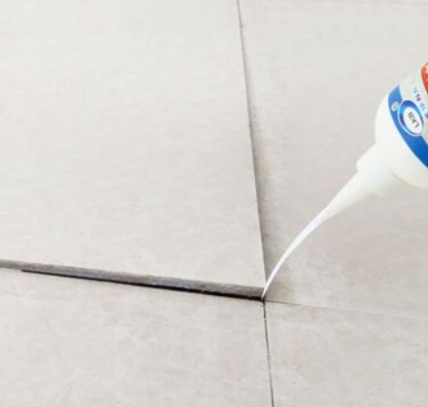 托克逊瓷砖空鼓维修公司分享卫生间瓷砖脱落的原因可能有以下几点